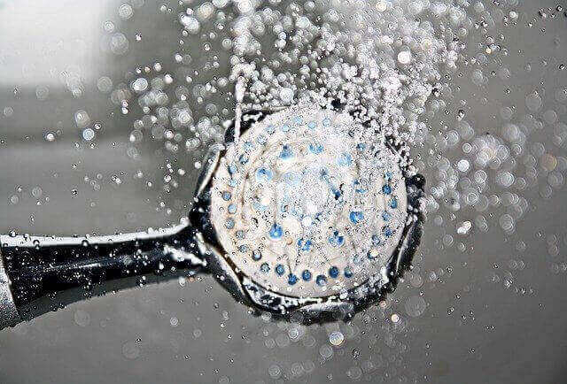 シャワーの画像